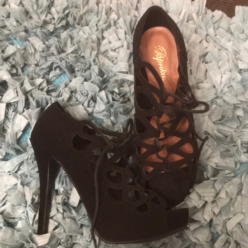 Cute lace up black heels